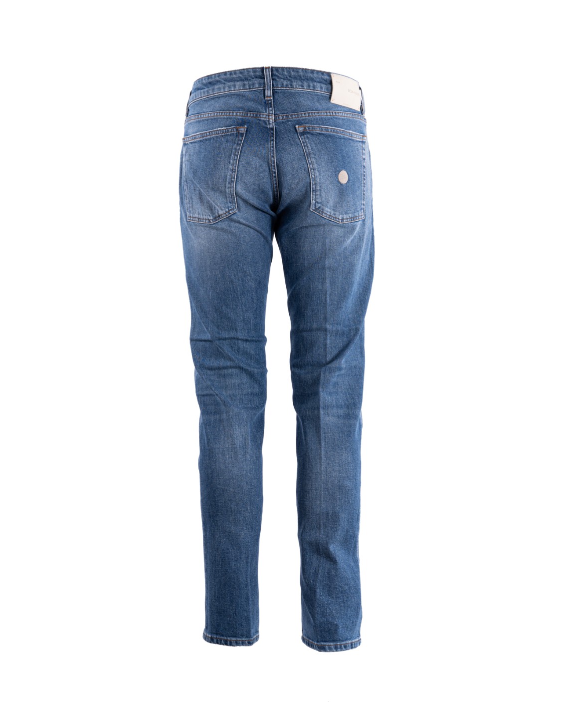 shop DON THE FULLER  Jeans: Don The Fuller jeans "Milano" in cotone elasticizzato.
Slim fit.
Lavaggio: blu.
Chiusura con bottone.
Modello cinque tasche.
Tapered fit.
Composizione: 98% cotone, 2% elastan.
Made in Italy.. MILANO DTF-D number 6204179